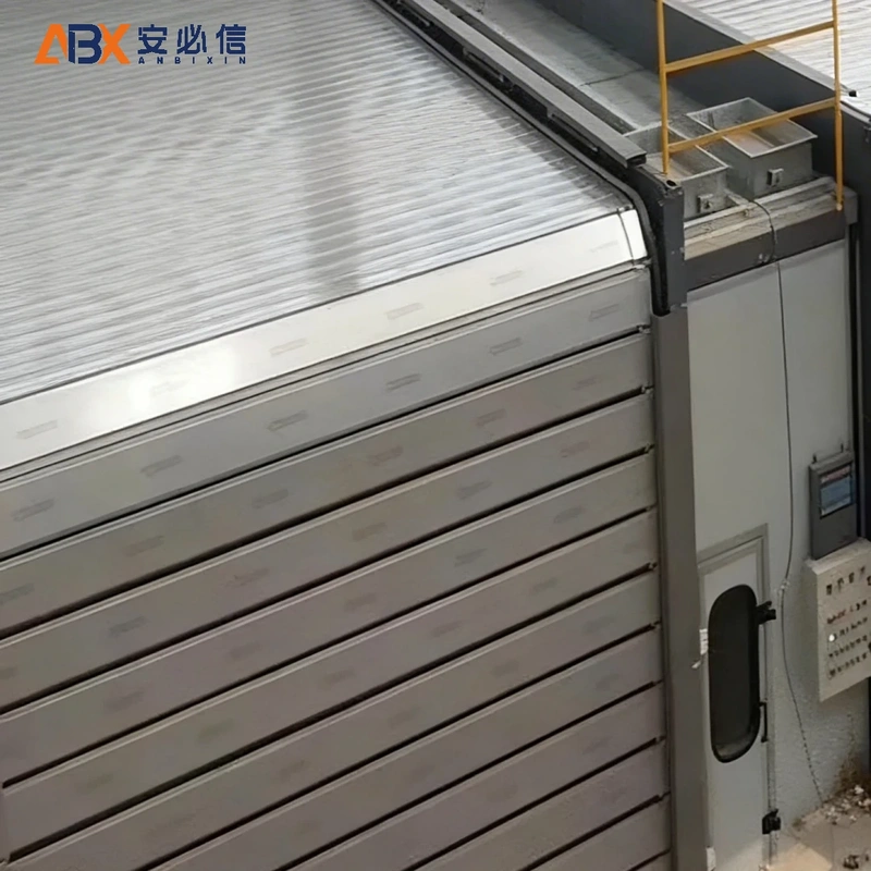来宾螺旋式快速门
